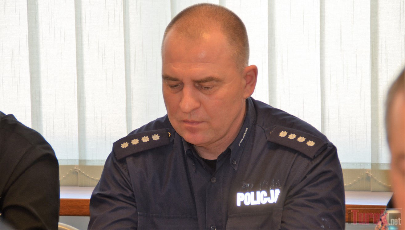 komendant Komisariatu Policji w Dobrej, Zenon Wieczorek